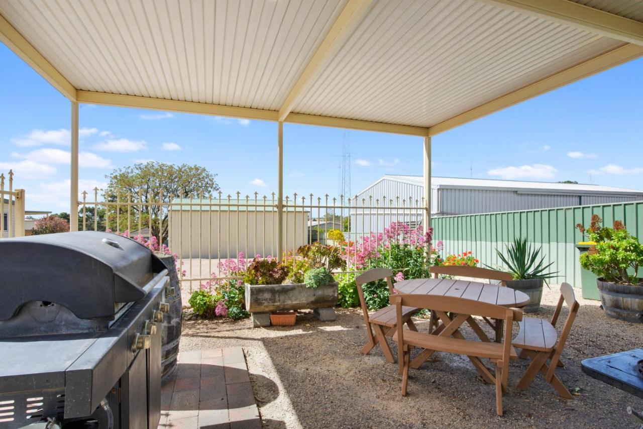 Port Moonta Moonta Bay Accommodation מראה חיצוני תמונה